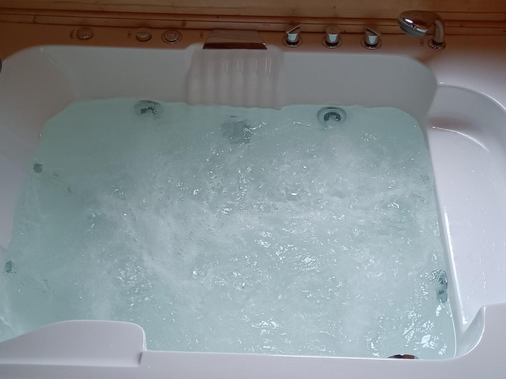 La Dehesilla De Toledo Escapada Romantica Jacuzzi Sillon Tantrico Cobisa Eksteriør billede